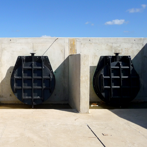 Compuerta charnela flap vista 3